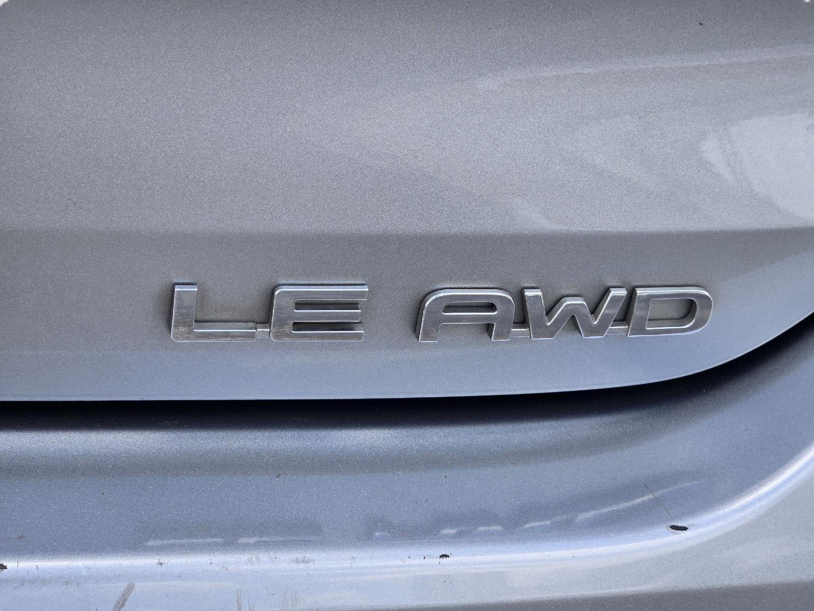 2020 Toyota Highlander LE