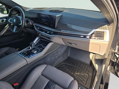 2025 BMW X6 M Base