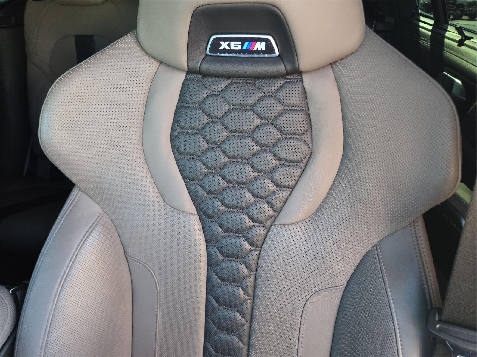 2025 BMW X6 M Base
