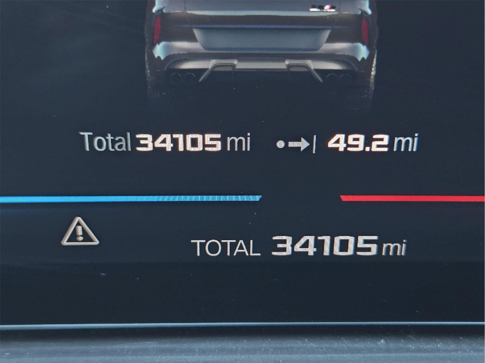 2025 BMW X6 M Base