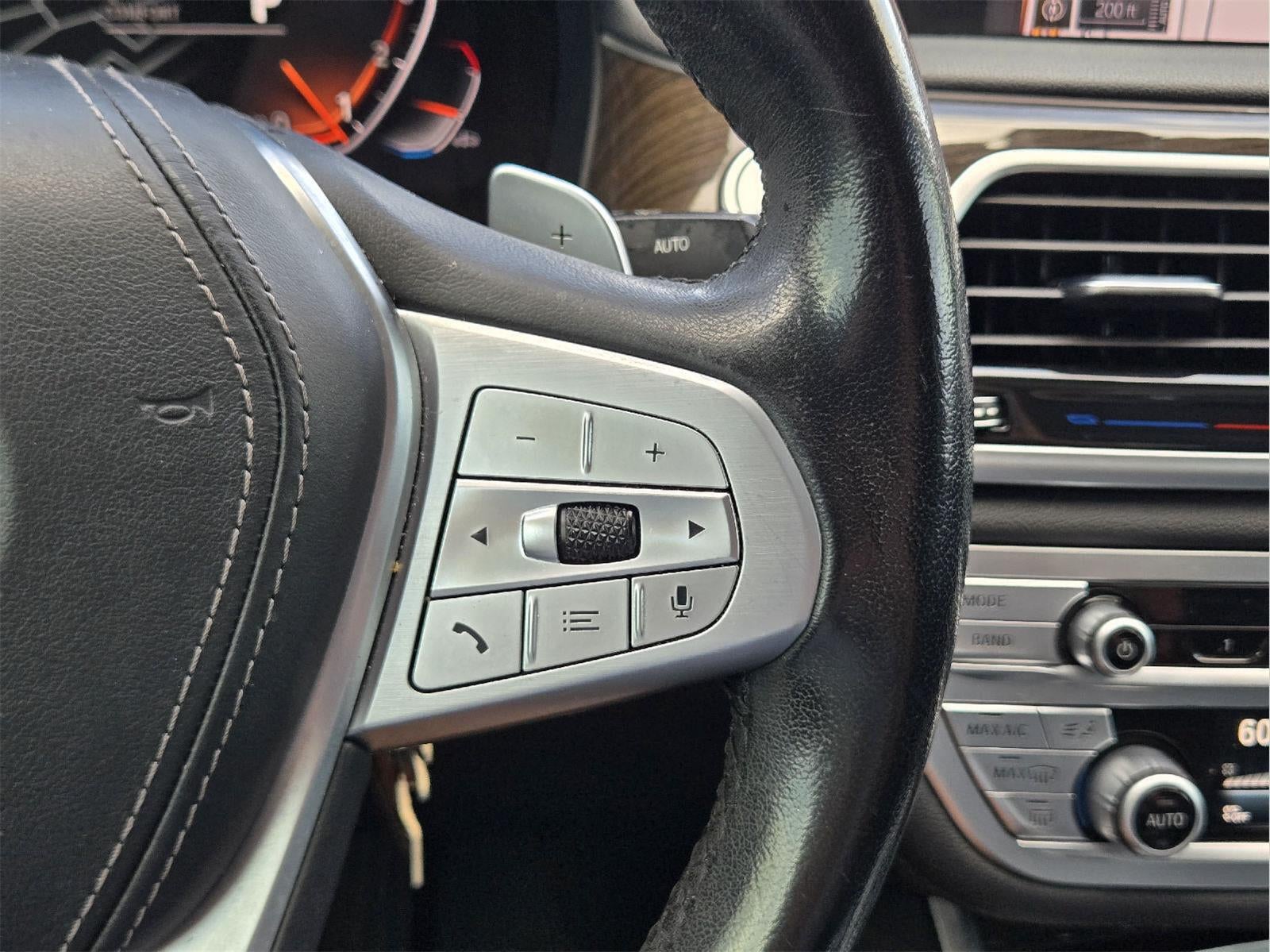 2022 BMW 7 Series 740i