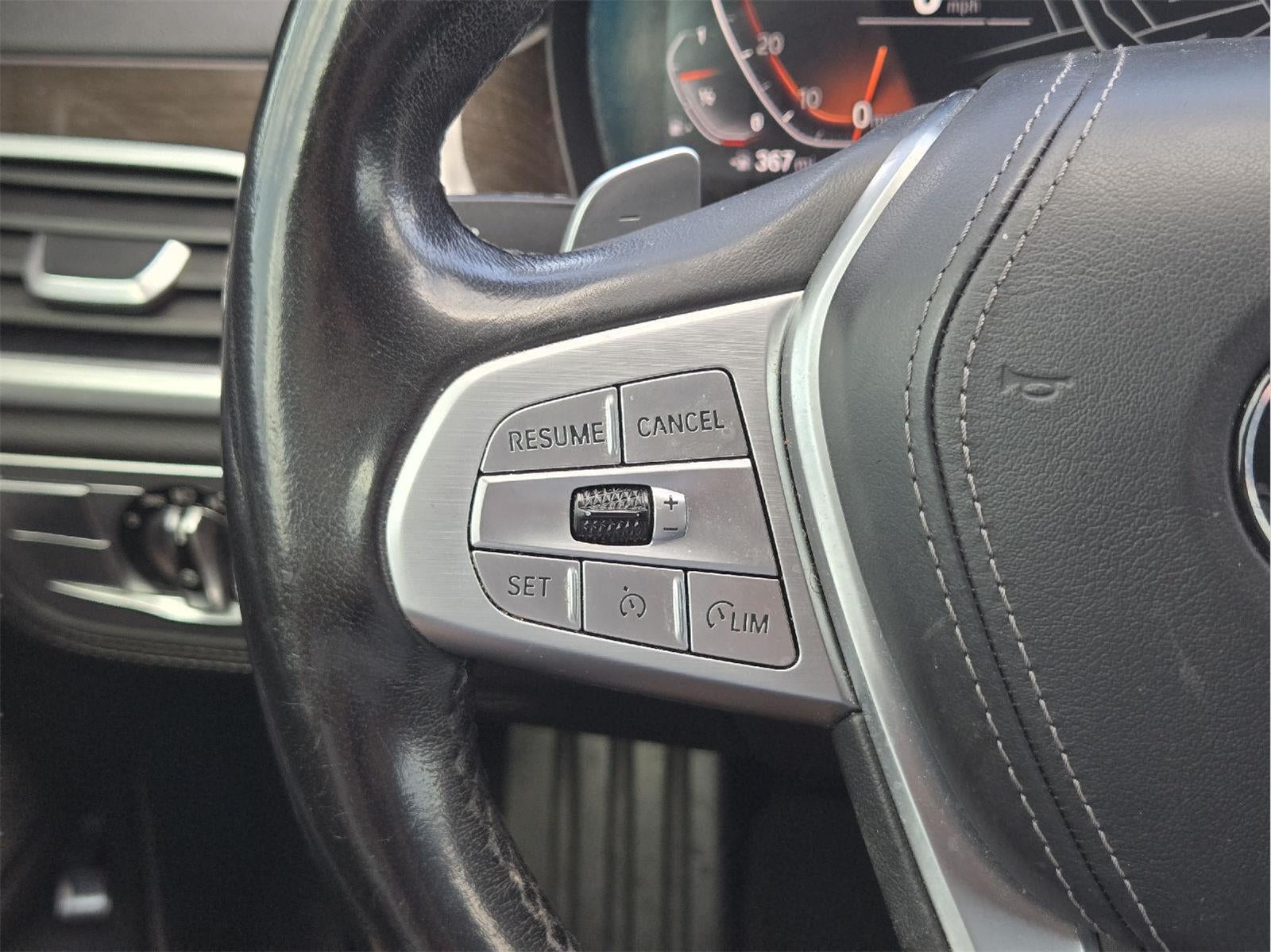 2022 BMW 7 Series 740i
