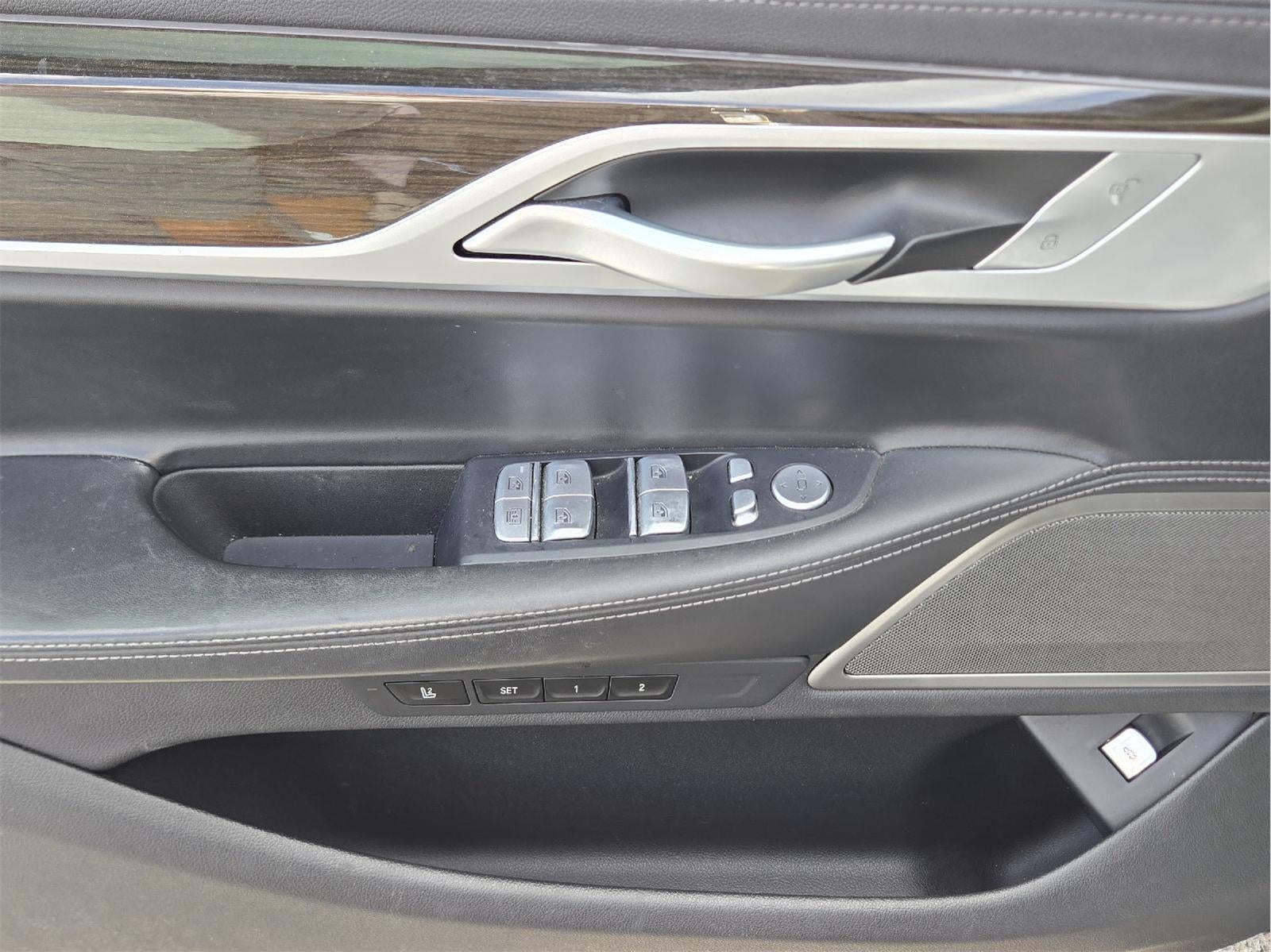 2022 BMW 7 Series 740i
