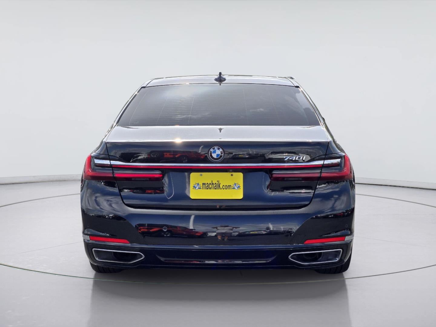 2022 BMW 7 Series 740i