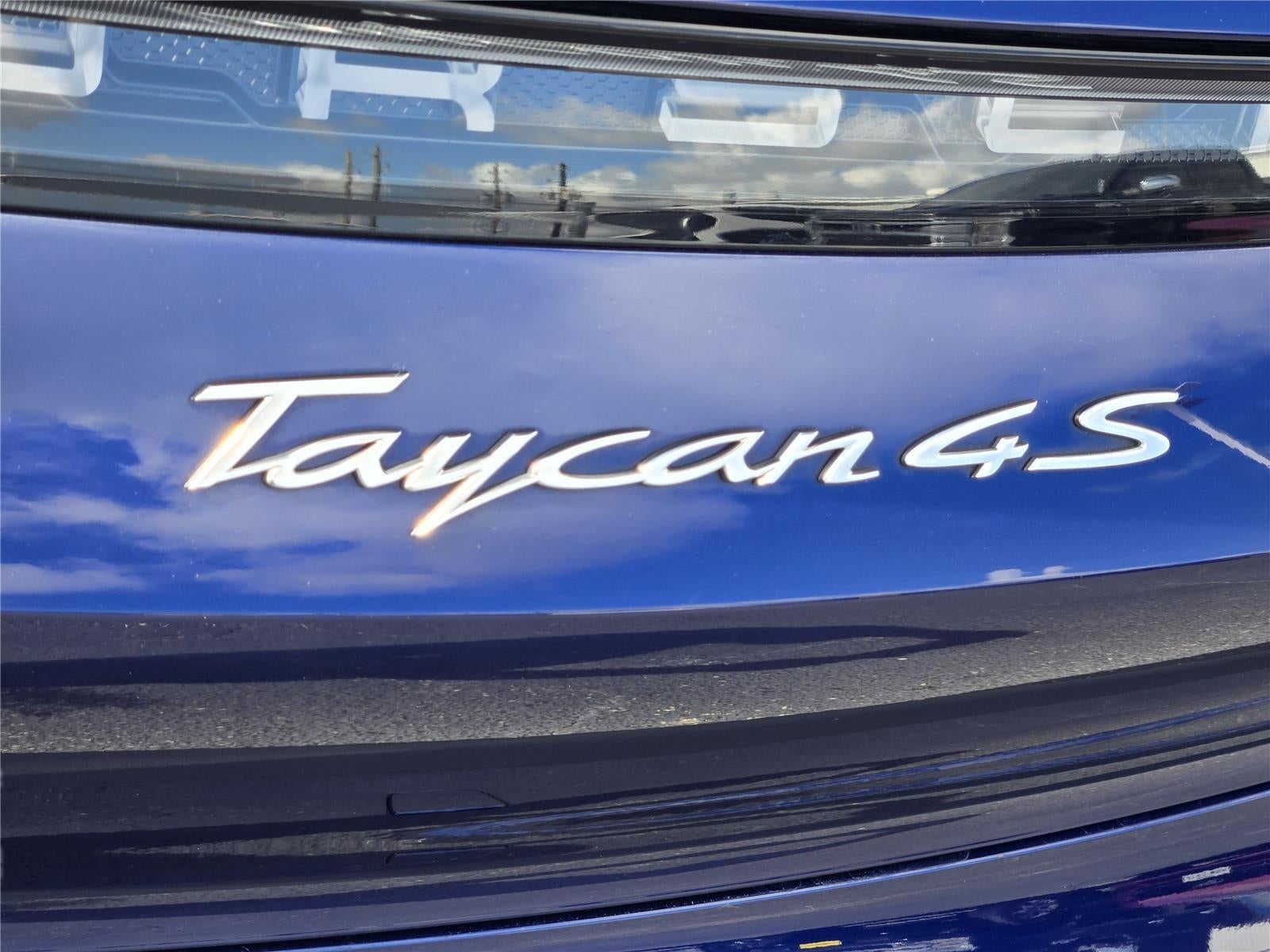 2022 Porsche Taycan 4S