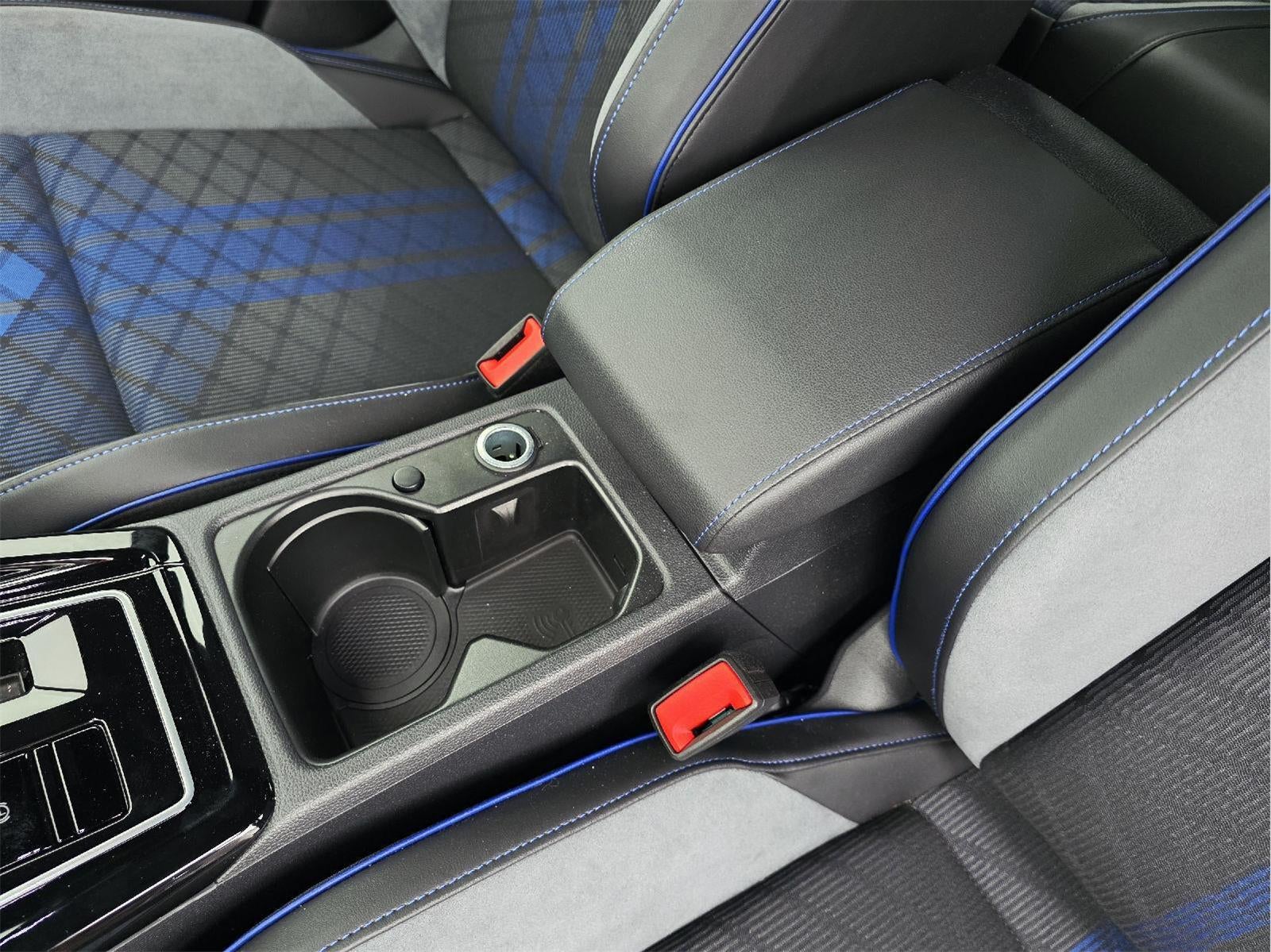 2026 Volkswagen Golf R Base