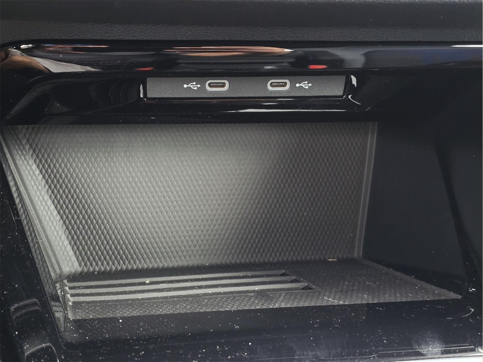 2026 Volkswagen Golf R Base