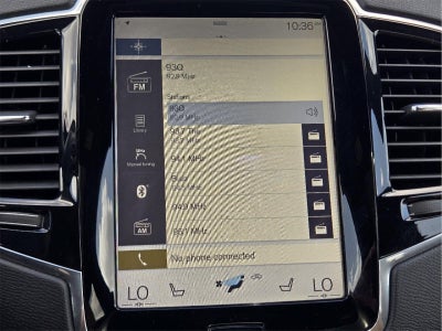 2017 Volvo XC90 Momentum