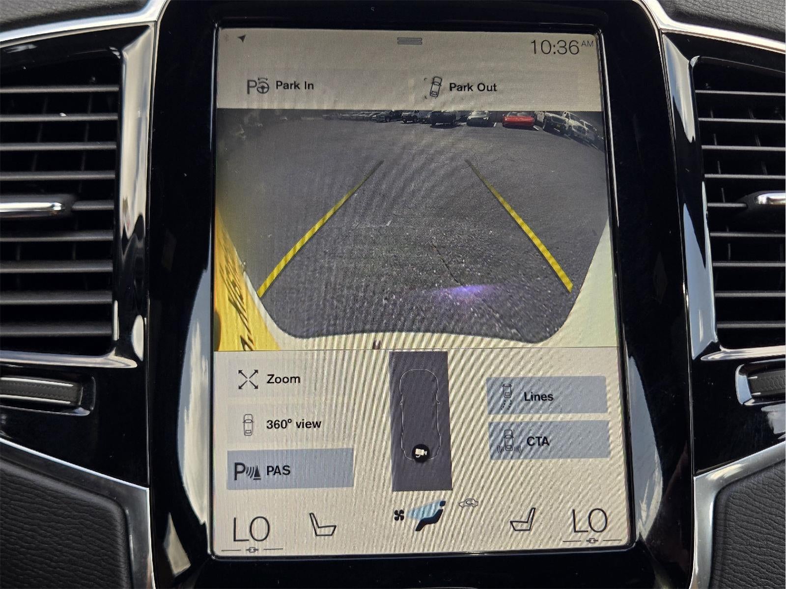 2017 Volvo XC90 Momentum