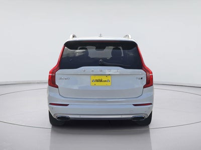 2017 Volvo XC90 Momentum