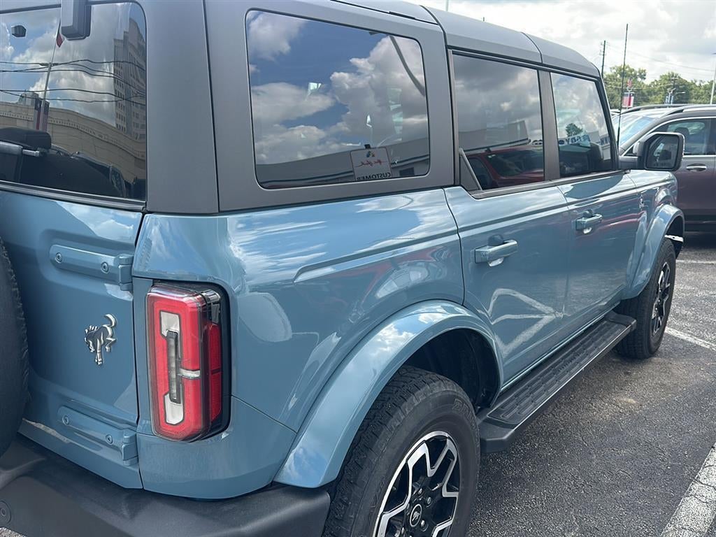 2023 Ford BRONCO Base