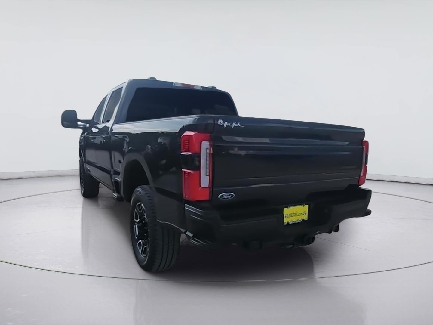 2025 Ford Super Duty F-250 Platinum