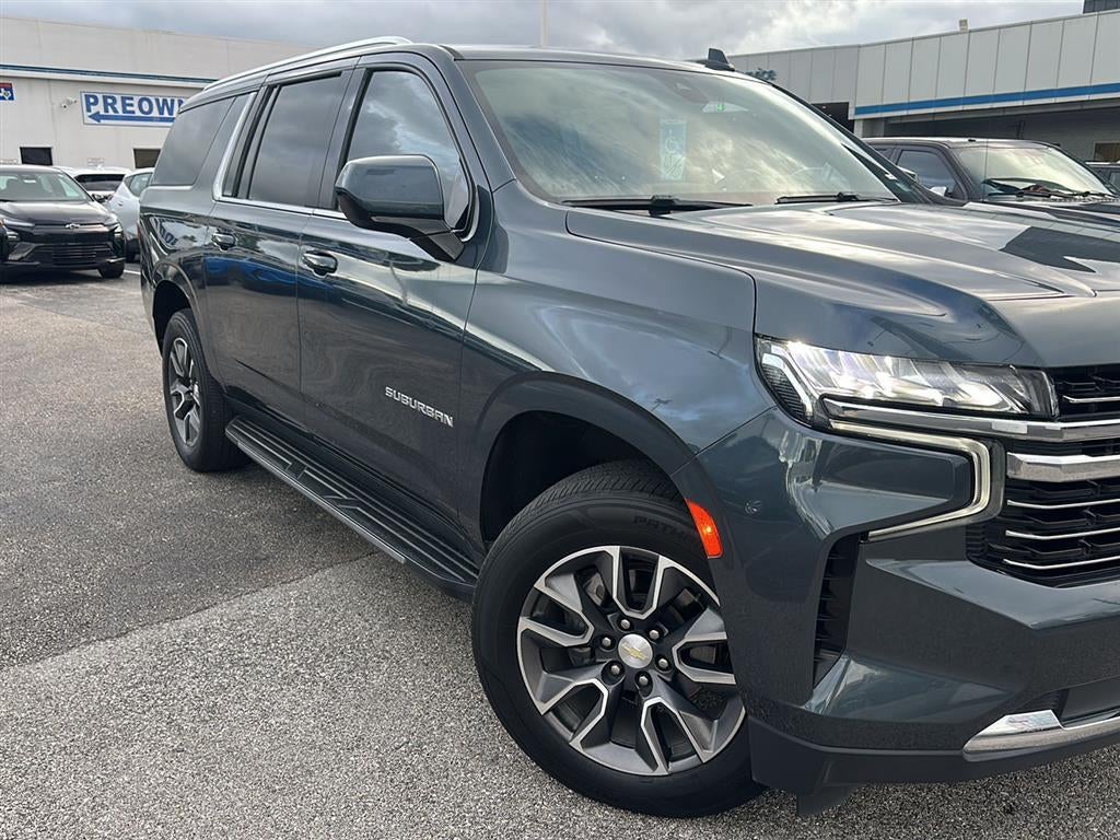 2021 Chevrolet Suburban LT