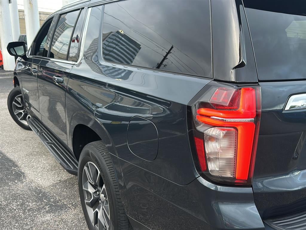 2021 Chevrolet Suburban LT