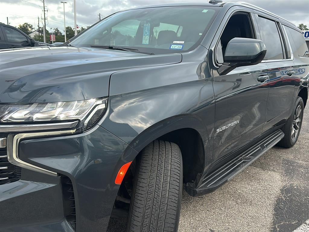 2021 Chevrolet Suburban LT