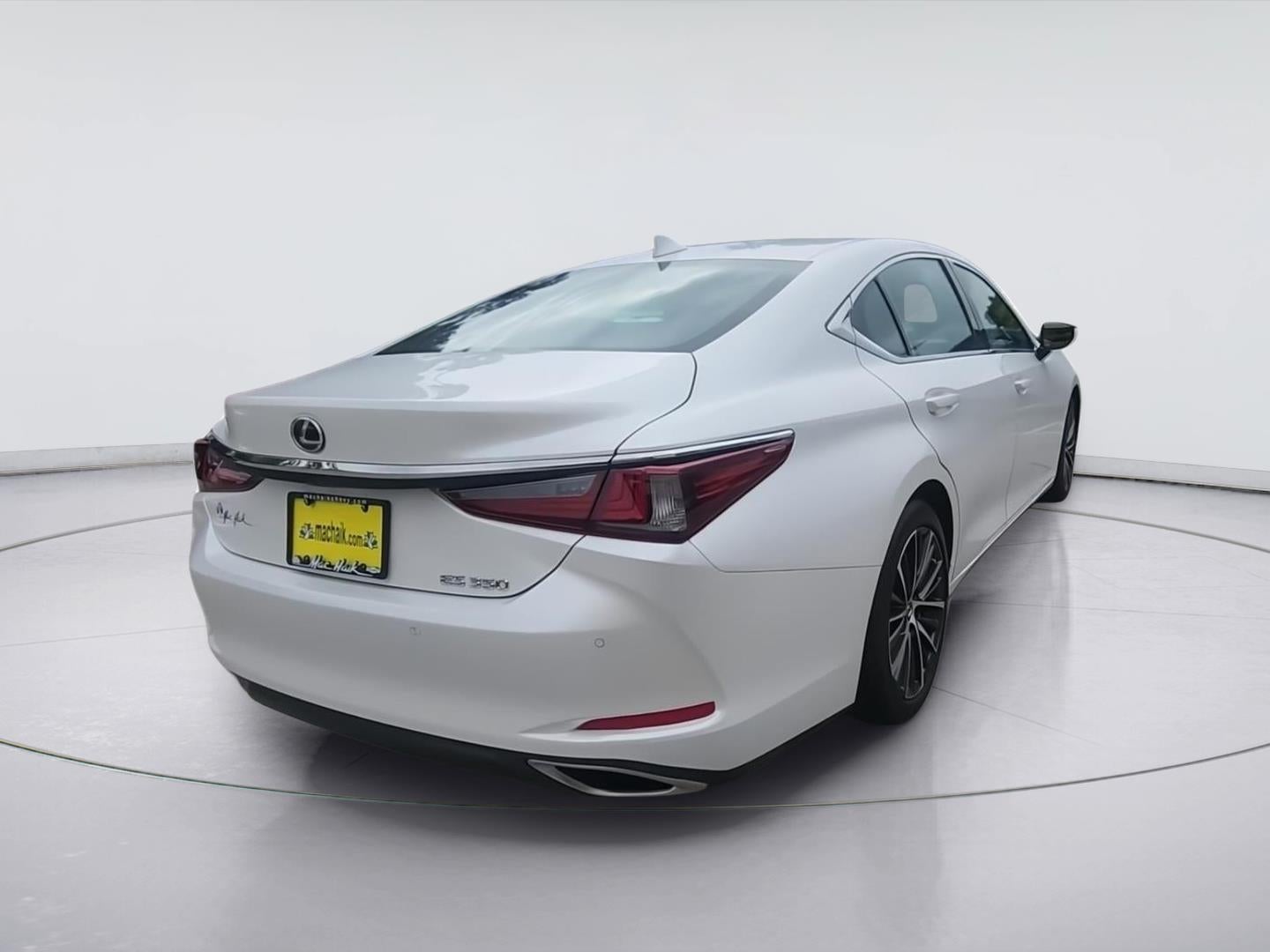 2024 Y ES350 Base