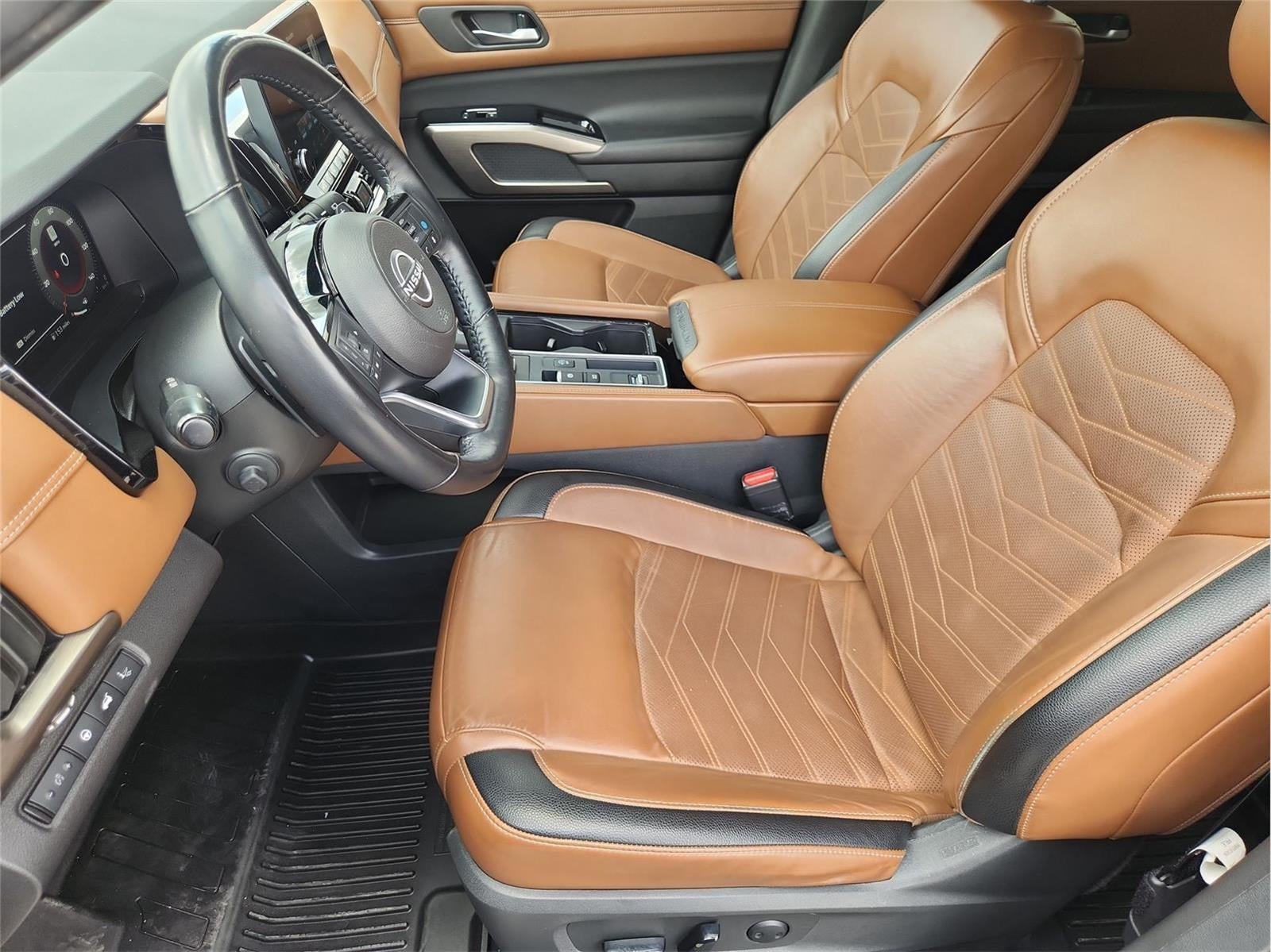 2023 Nissan Pathfinder Platinum
