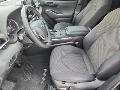 2023 Toyota Highlander LE