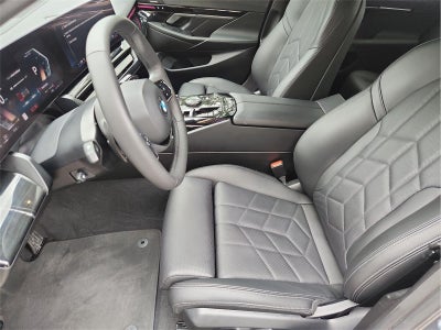 2024 BMW 5 Series 530i