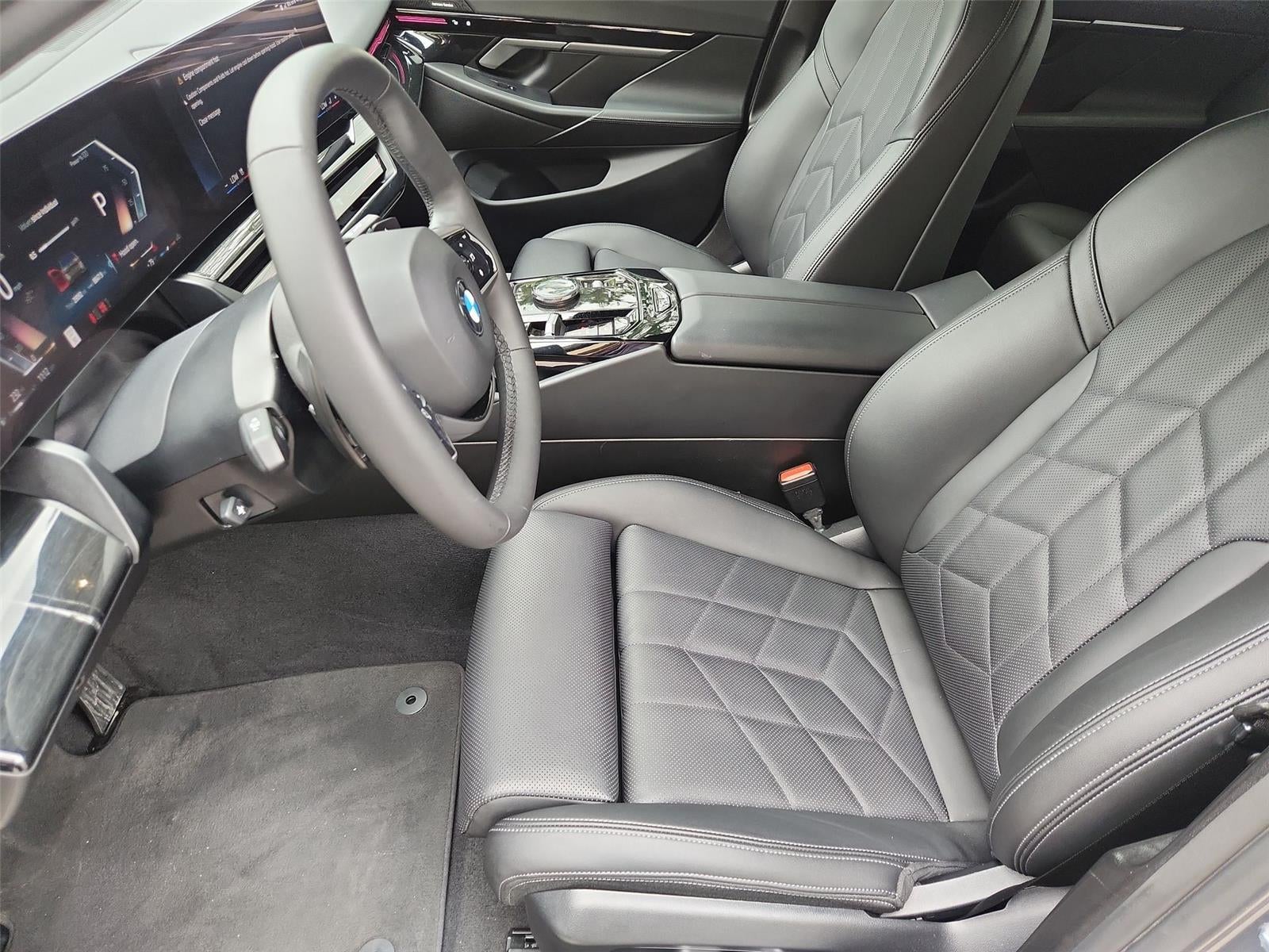 2024 BMW 5 Series 530i
