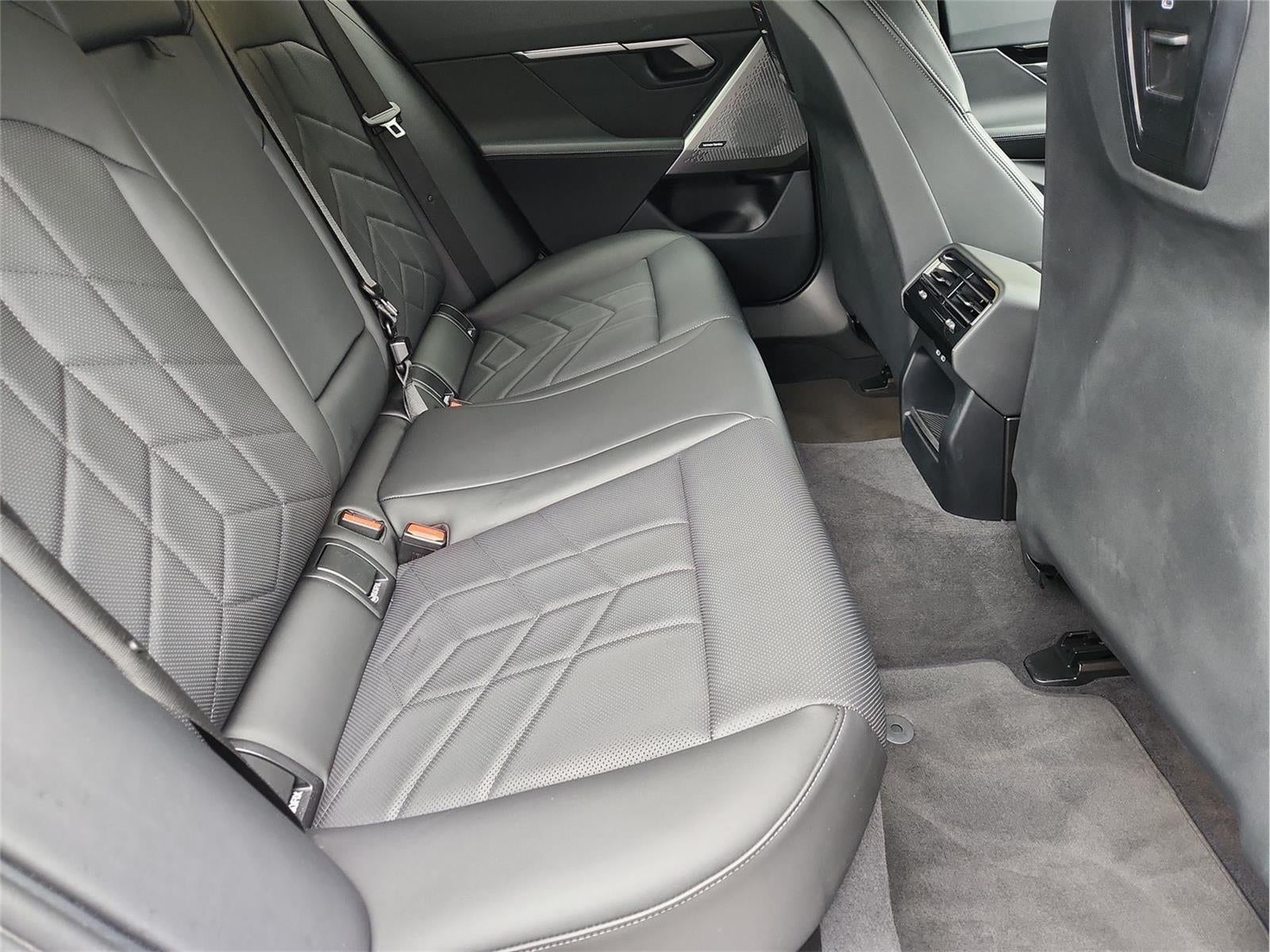 2024 BMW 5 Series 530i
