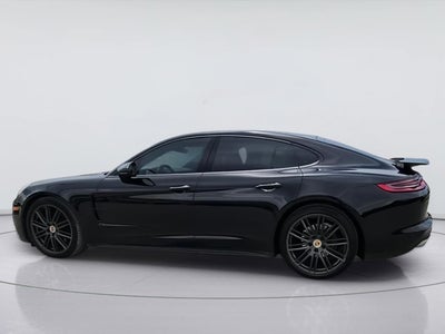 2018 Porsche Panamera 4