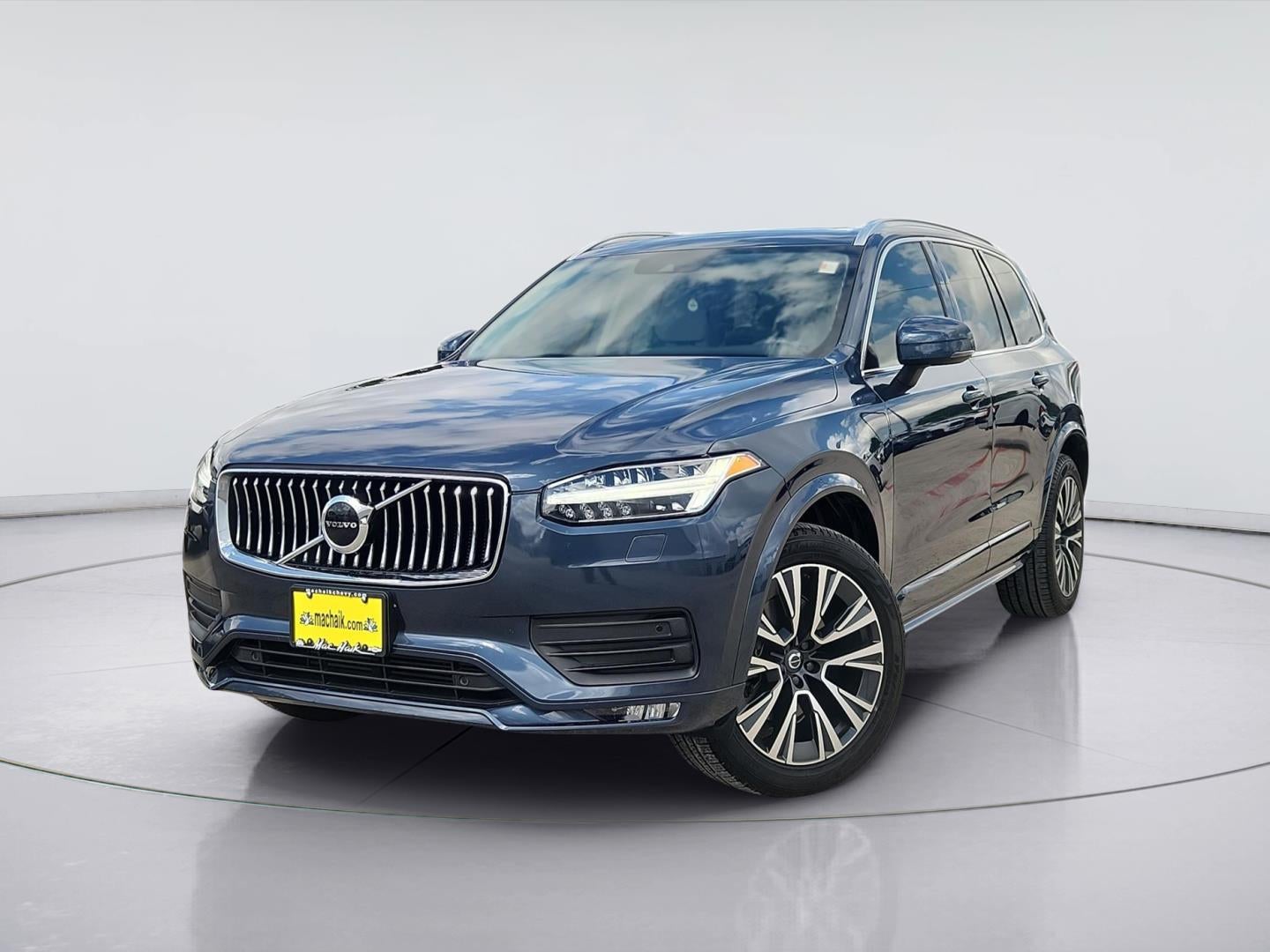 2021 Volvo XC90 Momentum