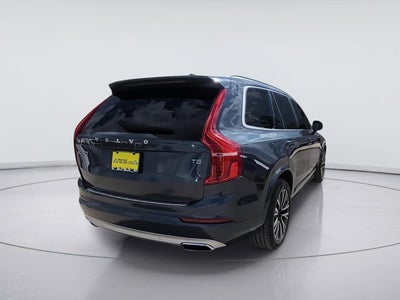 2021 Volvo XC90 Momentum